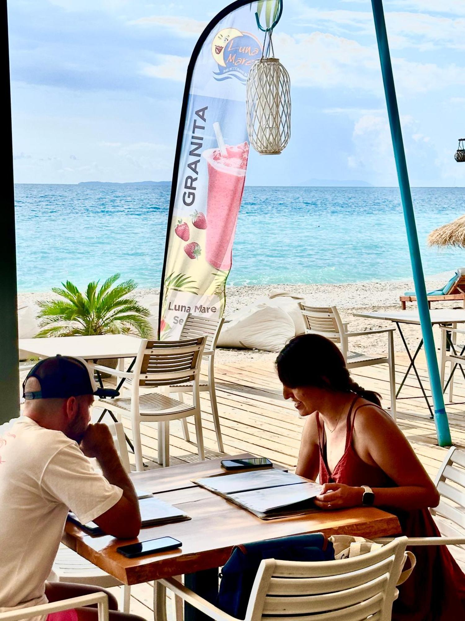 Luna Mare Boutique Seaside Borsh Kültér fotó
